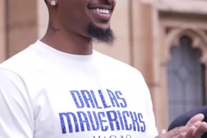 意想不到的联动独行侠球员们感受小米汽车~